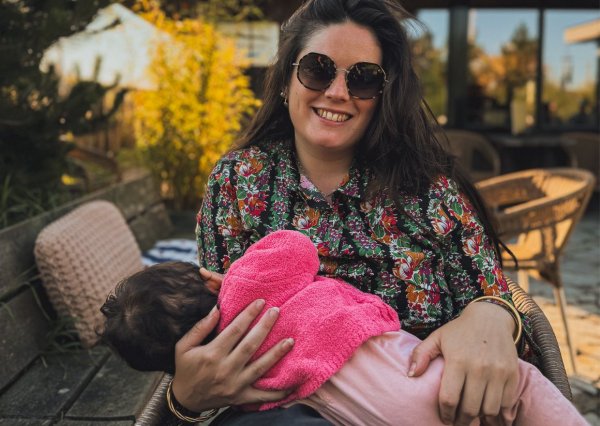 Sophie Blandiaux avec son enfant